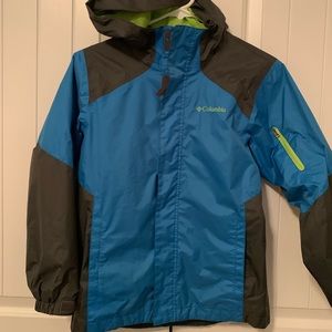 Columbia Youth Rain Jacket (Size 10/12)
